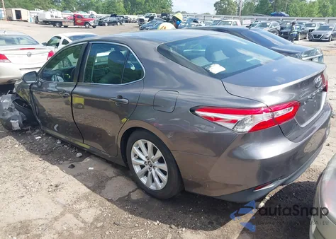 2018 Toyota Camry Le from USA, damaged, VIN 4T1B11HKXJU647142